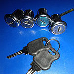 Личинка замка двери Газель 2705 нового образца в сборе 4 шт 002395