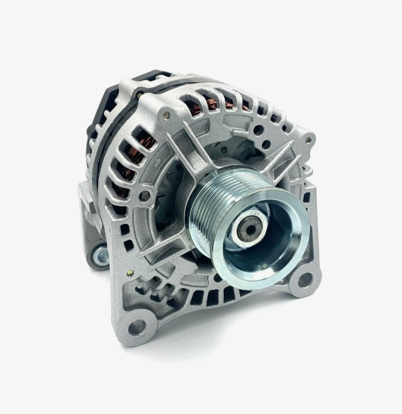 bd7b28b3bbb26d06325c76516f62ed9e.jpg Генератор Газель Cummins 2.8 120А Каминс CARTRONIC (болт) 00-77369